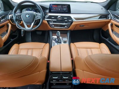 Zdjęcie 8 z 12 samochodu: 2019 BMW 530XE VIN:WBAJB1C54KB375213 - miniatura