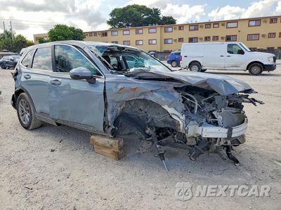 Czwarte zdjęcie samochodu z boku: 2024 HONDA CR-V EX VIN:2HKRS4H43RH458180 - miniatura