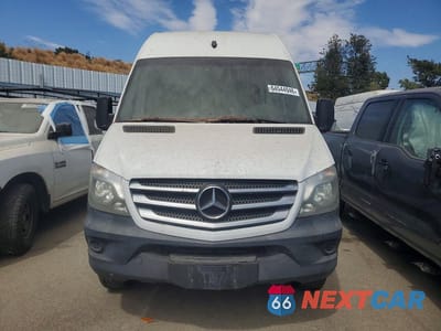 Piąte zdjęcie samochodu w środku: 2016 MERCEDES-BENZ SPRINTER 2500 DELIVERY VAN VIN:WD3PE8DD3GP315656 - miniatura