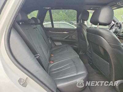 Zdjęcie 11 z 13 samochodu: 2015 BMW X5 XDRIVE35I VIN:5UXKR0C50F0K69452 - miniatura