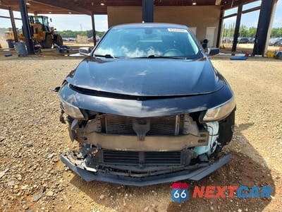 Piąte zdjęcie samochodu w środku: 2018 CHEVROLET MALIBU LS VIN:1G1ZB5ST0JF218971 - miniatura