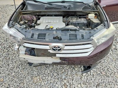 Zdjęcie 12 z 14 samochodu: 2013 TOYOTA HIGHLANDER LIMITED VIN:5TDDK3EH4DS256544 - miniatura