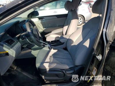 Zdjęcie 7 z 12 samochodu: 2016 HYUNDAI SONATA HYBRID SE VIN:KMHE24L16GA013427 - miniatura