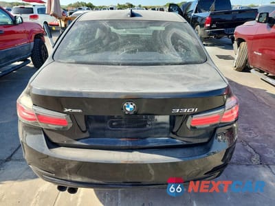 Zdjęcie 6 z 12 samochodu: 2018 BMW 330 XI VIN:WBA8D9G52JNU70111 - miniatura