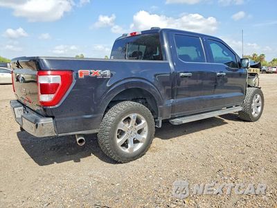 Trzecie zdjęcie samochodu z tyłu: 2022 FORD F150 SUPERCREW VIN:1FTFW1E81NKE51303 - miniatura