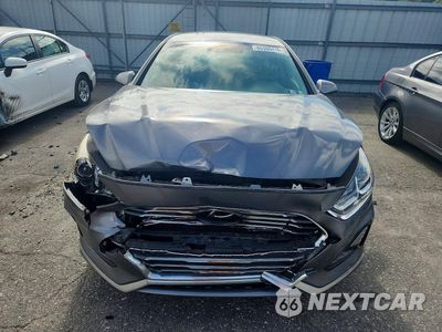 Piąte zdjęcie samochodu w środku: 2019 HYUNDAI SONATA SE VIN:5NPE24AF5KH819957 - miniatura