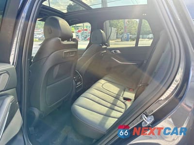 Zdjęcie 7 z 15 samochodu: 2021 BMW X5 XDRIVE45E VIN:5UXTA6C01M9F30456 - miniatura