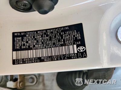 Zdjęcie 12 z 12 samochodu: 2017 TOYOTA COROLLA LE VIN:5YFBURHE9HP695193 - miniatura