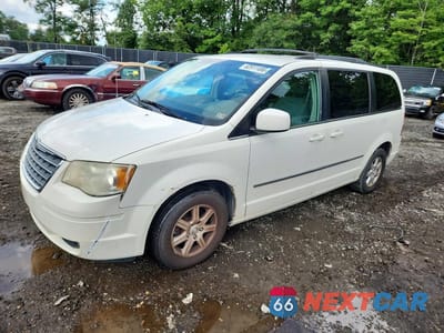 2010 CHRYSLER TOWN & COUNTRY TOURING 2A4RR5D10AR229129 - główne zdjęcie licytacji z USA - miniatura