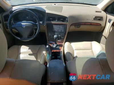Zdjęcie 8 z 12 samochodu: 2006 VOLVO S60 2.5T VIN:YV1RS592462524231 - miniatura