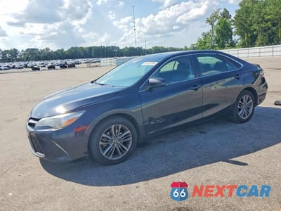 2015 TOYOTA CAMRY SE 4T1BF1FK9FU001568 - główne zdjęcie licytacji z USA - miniatura