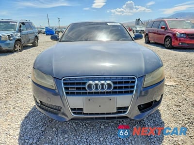 Piąte zdjęcie samochodu w środku: 2011 AUDI A5 PREMIUM PLUS VIN:WAULFAFR1BA004737 - miniatura
