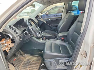 Zdjęcie 7 z 13 samochodu: 2013 VOLKSWAGEN TIGUAN S VIN:WVGBV7AX8DW545165 - miniatura
