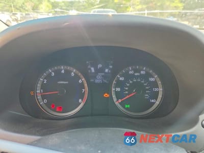Zdjęcie 9 z 12 samochodu: 2012 HYUNDAI ACCENT SE VIN:KMHCU5AE1CU020582 - miniatura
