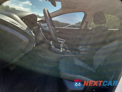 Zdjęcie 7 z 12 samochodu: 2014 FORD FOCUS SE VIN:1FADP3K20EL141434 - miniatura