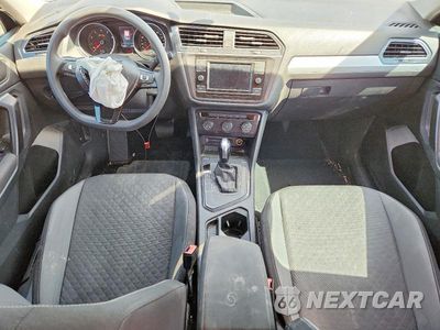 Zdjęcie 8 z 13 samochodu: 2021 VOLKSWAGEN TIGUAN S VIN:3VV1B7AX5MM086848 - miniatura