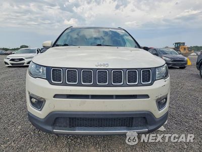 Piąte zdjęcie samochodu w środku: 2018 JEEP COMPASS LIMITED VIN:3C4NJDCB2JT264929 - miniatura