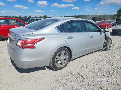 Trzecie zdjęcie samochodu z tyłu: 2015 NISSAN ALTIMA 2.5 SV VIN:1N4AL3AP1FC282980 - miniatura