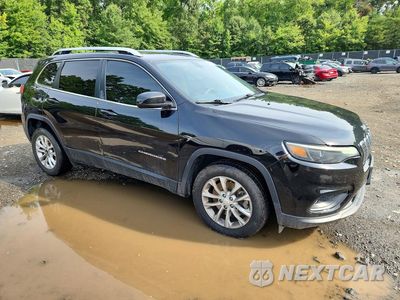 Czwarte zdjęcie samochodu z boku: 2019 JEEP CHEROKEE LATITUDE VIN:1C4PJLCX5KD316723 - miniatura