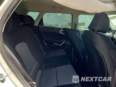 Zdjęcie 10 z 12 samochodu: 2025 KIA SOUL LX VIN:KNDJ23AU2S7925665 - miniatura