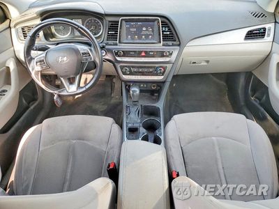 Zdjęcie 8 z 12 samochodu: 2018 HYUNDAI SONATA SEL VIN:5NPE34AF7JH609890 - miniatura