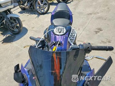 Piąte zdjęcie samochodu w środku: 2019 KAWASAKI EX650 F VIN:JKAEXEK19KDA29400 - miniatura