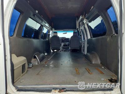 Zdjęcie 10 z 13 samochodu: 2011 FORD ECONOLINE E350 SUPER DUTY VAN VIN:1FTSS3ELXBDA90647 - miniatura