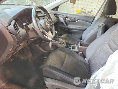 Zdjęcie 7 z 14 samochodu: 2019 NISSAN ROGUE SV VIN:5N1AT2MV1KC783825 - miniatura