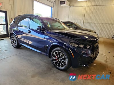 Czwarte zdjęcie samochodu z boku: 2025 BMW X5 XDRIVE40I VIN:5UX23EU03S9Y59989 - miniatura