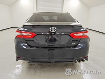 Zdjęcie 6 z 12 samochodu: 2018 TOYOTA CAMRY SE VIN:4T1B11HK5JU027492 - miniatura