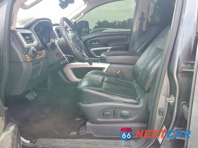 Zdjęcie 7 z 12 samochodu: 2017 NISSAN TITAN XD SL VIN:1N6BA1F24HN509508 - miniatura