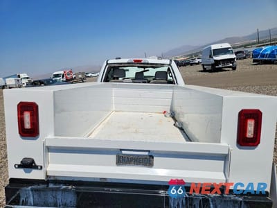 Zdjęcie 10 z 13 samochodu: 2022 FORD F250 SD 2WD V8 FFV REG CAB 6.2L XL UTILITY / SERVICE BODY VIN:1FDBF2A69NEE23459 - miniatura