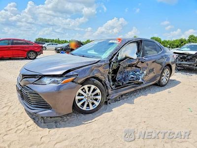 2019 TOYOTA CAMRY LE 4T1B11HK8KU805124 - główne zdjęcie licytacji z USA - miniatura