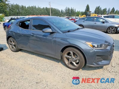 Czwarte zdjęcie samochodu z boku: 2019 HYUNDAI VELOSTER 2.0L VIN:KMHTG6AF3KU008941 - miniatura