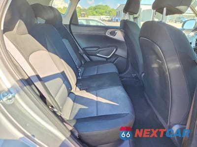 Zdjęcie 11 z 13 samochodu: 2025 KIA SOUL LX VIN:KNDJ23AUXS7935263 - miniatura