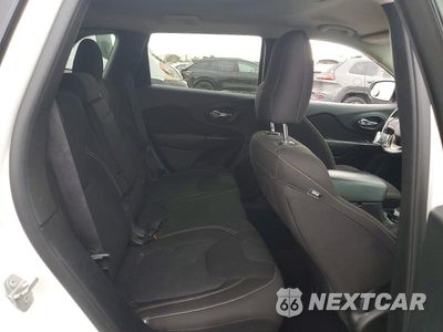 Zdjęcie 11 z 13 samochodu: 2016 JEEP CHEROKEE LATITUDE VIN:1C4PJLCB2GW113692 - miniatura