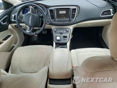 Zdjęcie 8 z 12 samochodu: 2016 CHRYSLER 200 LIMITED VIN:1C3CCCAB7GN167365 - miniatura