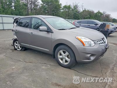 Czwarte zdjęcie samochodu z boku: 2013 NISSAN ROGUE S VIN:JN8AS5MVXDW661947 - miniatura