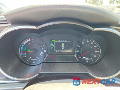 Zdjęcie 9 z 12 samochodu: 2016 KIA OPTIMA HYBRID VIN:KNAGM4AD7G5096019 - miniatura