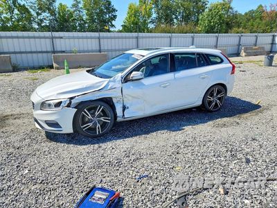 2018 VOLVO V60 T6 R-DESIGN YV149MSS9J2395051 - główne zdjęcie licytacji z USA - miniatura