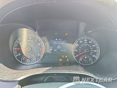 Zdjęcie 9 z 12 samochodu: 2019 KIA OPTIMA LX VIN:5XXGT4L3XKG339417 - miniatura