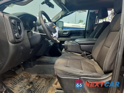 Zdjęcie 7 z 12 samochodu: 2021 CHEVROLET SILVERADO K3500 VIN:1GC4YSE77MF259017 - miniatura