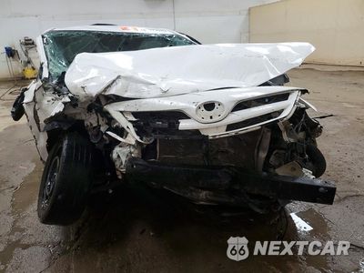 Piąte zdjęcie samochodu w środku: 2012 TOYOTA COROLLA LE VIN:2T1BU4EE6CC886473 - miniatura