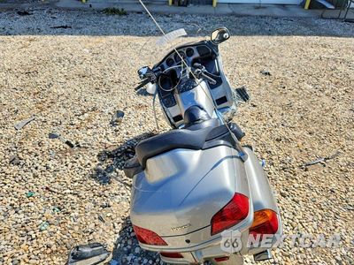 Zdjęcie 6 z 10 samochodu: 2003 HONDA GL1800 VIN:1HFSC47073A211715 - miniatura