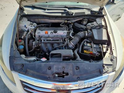 Zdjęcie 11 z 12 samochodu: 2011 HONDA ACCORD SE VIN:1HGCP2F68BA140635 - miniatura