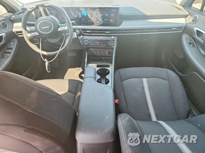 Zdjęcie 8 z 13 samochodu: 2025 HYUNDAI SONATA SEL VIN:KMHL64JA6SA466762 - miniatura