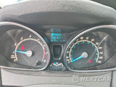 Zdjęcie 9 z 12 samochodu: 2015 FORD FIESTA SE VIN:3FADP4EJ0FM223270 - miniatura