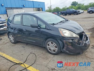Czwarte zdjęcie samochodu z boku: 2010 HONDA FIT VIN:JHMGE8H21AC038260 - miniatura