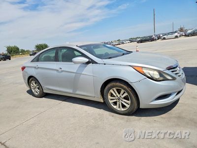 Czwarte zdjęcie samochodu z boku: 2011 HYUNDAI SONATA GLS VIN:5NPEB4AC7BH210343 - miniatura