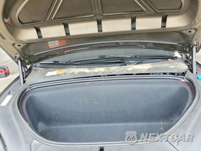 Zdjęcie 12 z 13 samochodu: 2016 TESLA MODEL X VIN:5YJXCBE41GF000677 - miniatura